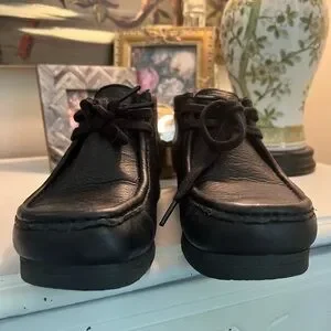 Clarks Stinson Hi Mens Black Waxy Leather Chukka Boots with Moccasin Toe Amazon.com | Clarks Men main image 4